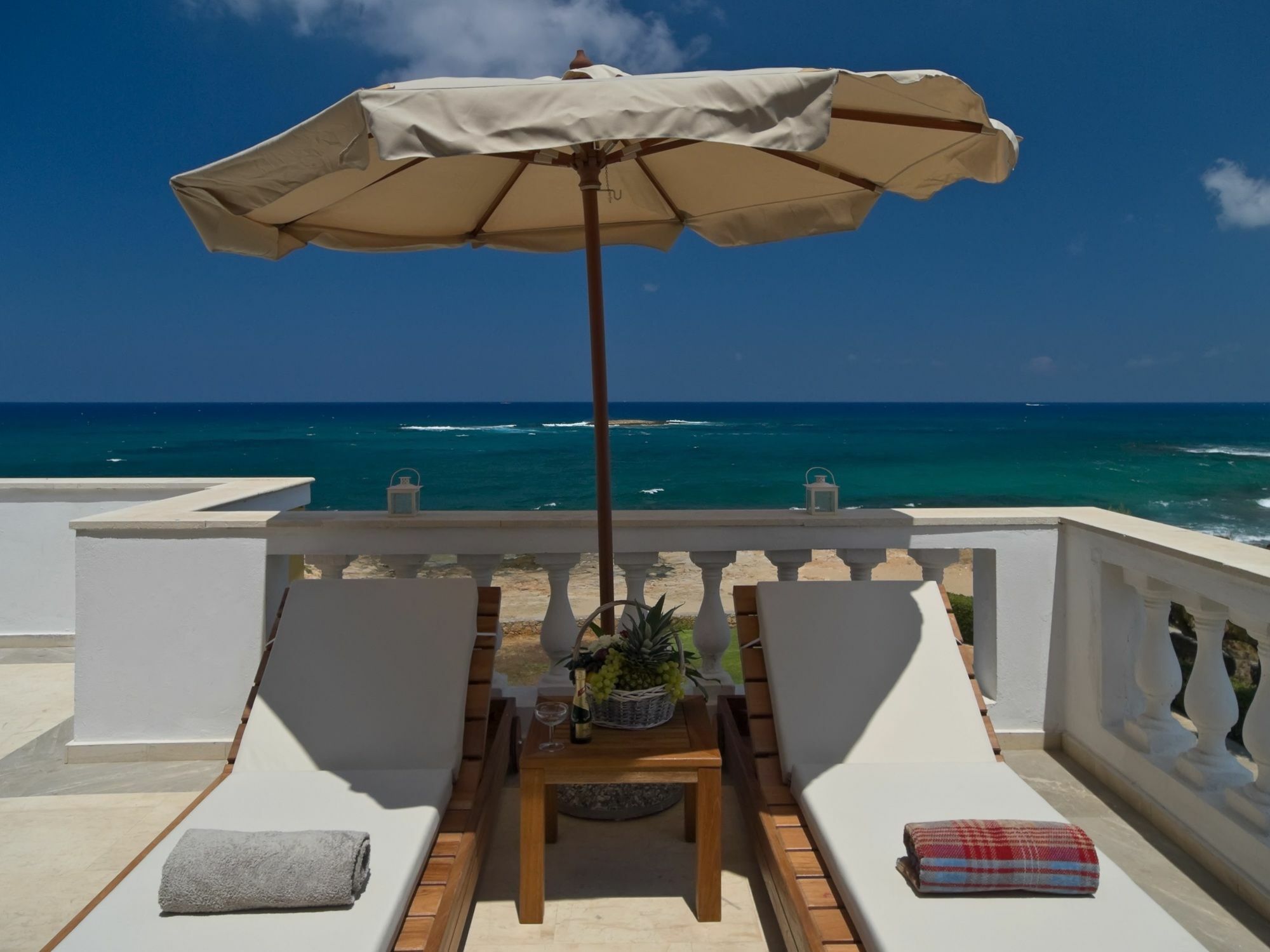 Pyrgos Beach Hotel Apartments Malia Exteriér fotografie