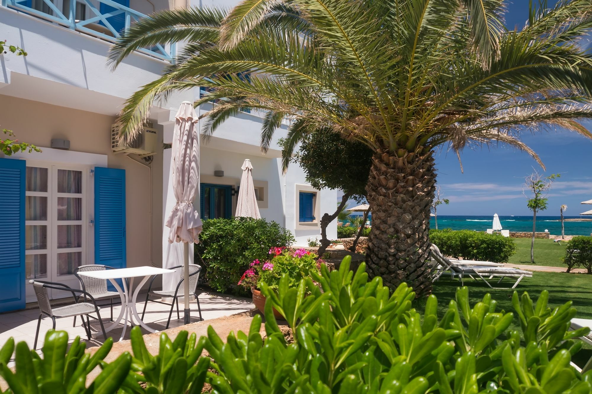 Pyrgos Beach Hotel Apartments Malia Exteriér fotografie