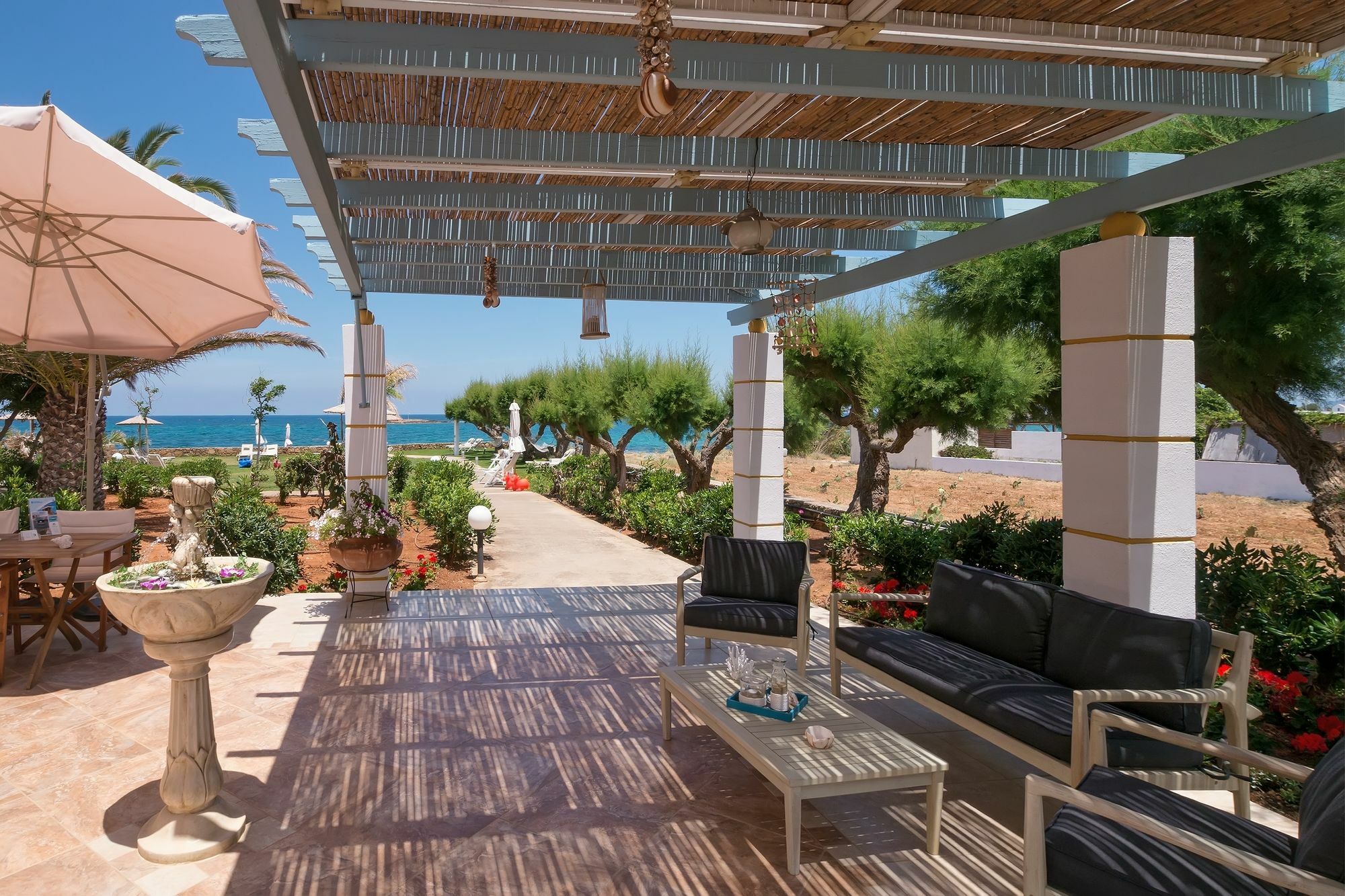 Pyrgos Beach Hotel Apartments Malia Exteriér fotografie